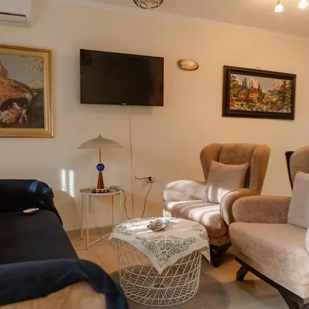 Holiday home Martin 2 Gjirokaster
